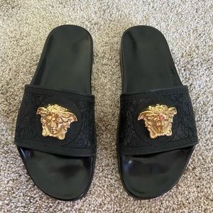 Versace slides / black